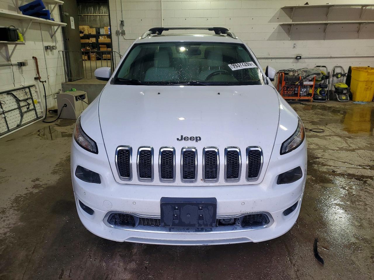 2018 JEEP CHEROKEE OVERLAND photo 5