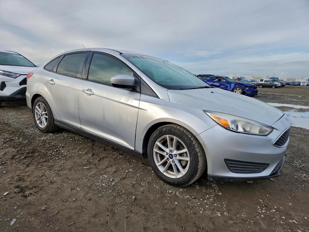 2018 FORD FOCUS SE photo 4