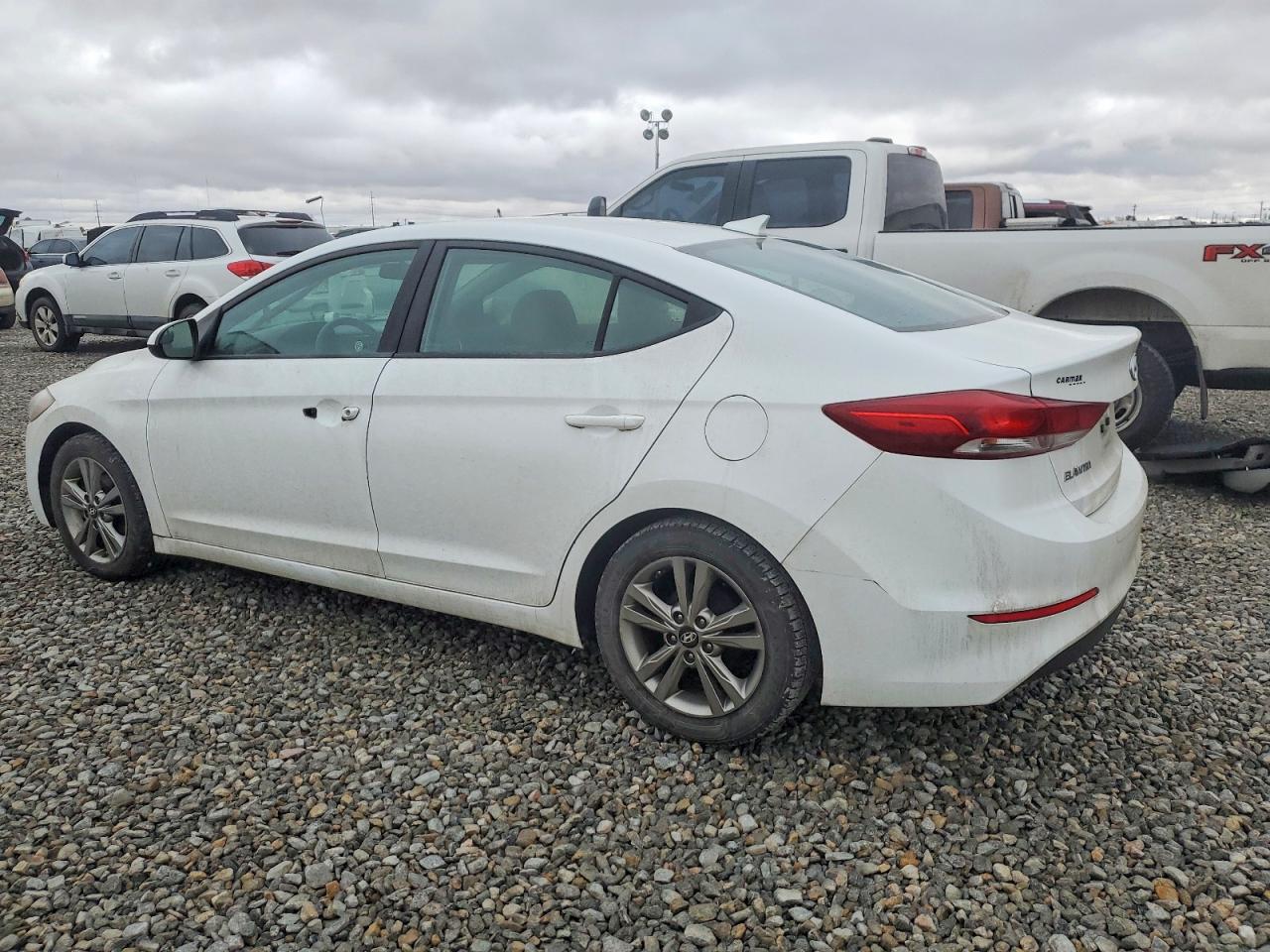 2017 HYUNDAI ELANTRA SE photo 3