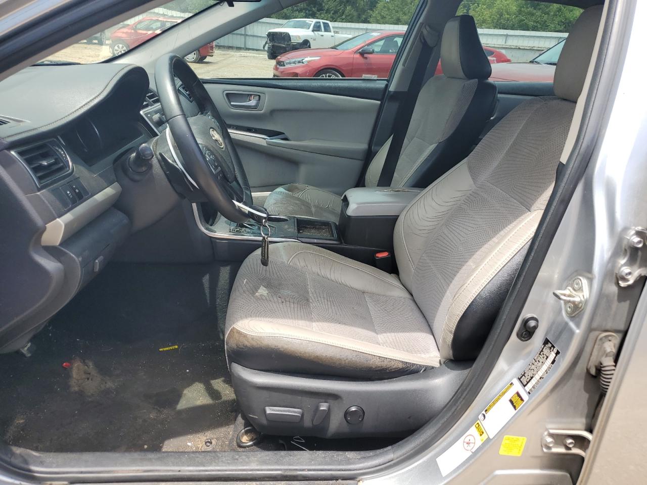 2017 TOYOTA CAMRY LE photo 7