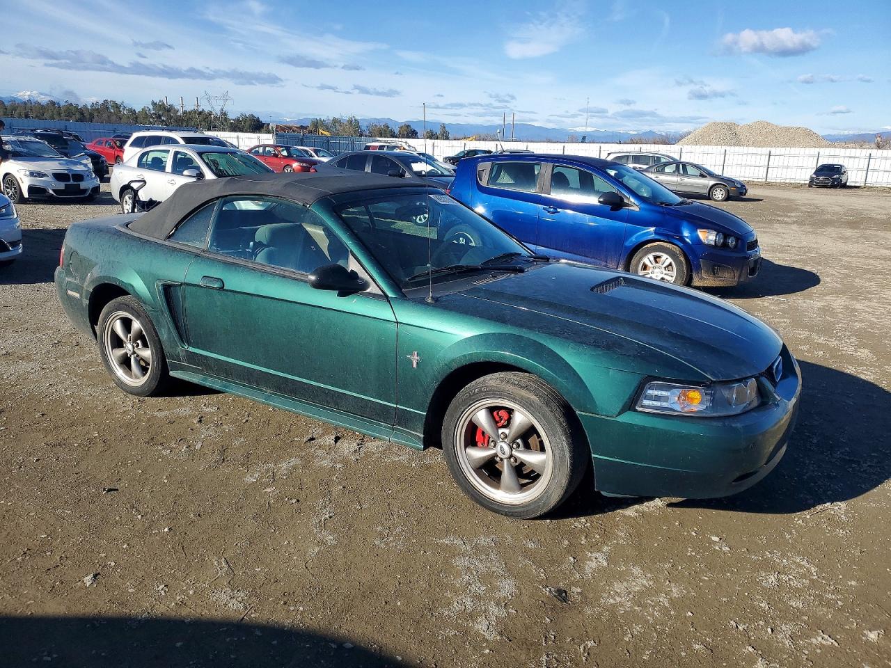 2001 FORD MUSTANG photo 10