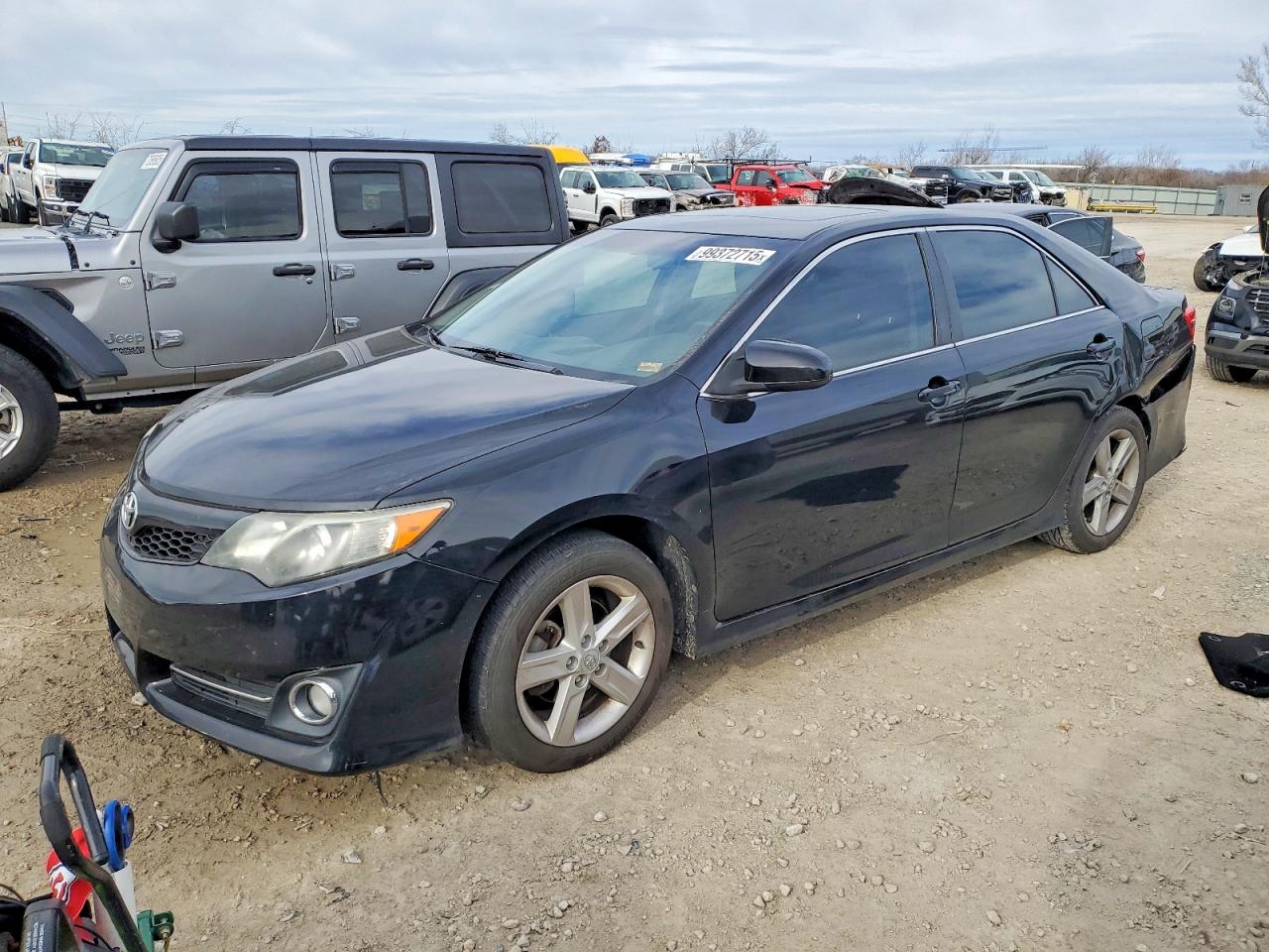 2013 TOYOTA CAMRY