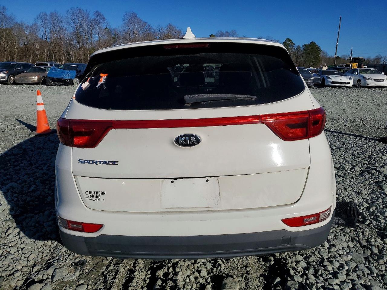 2017 KIA SPORTAGE LX photo 6