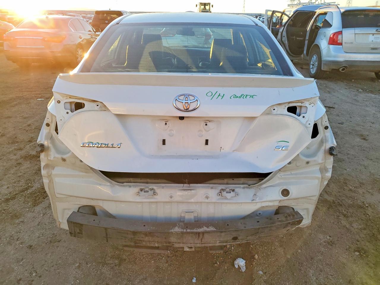 2019 TOYOTA COROLLA L photo 6
