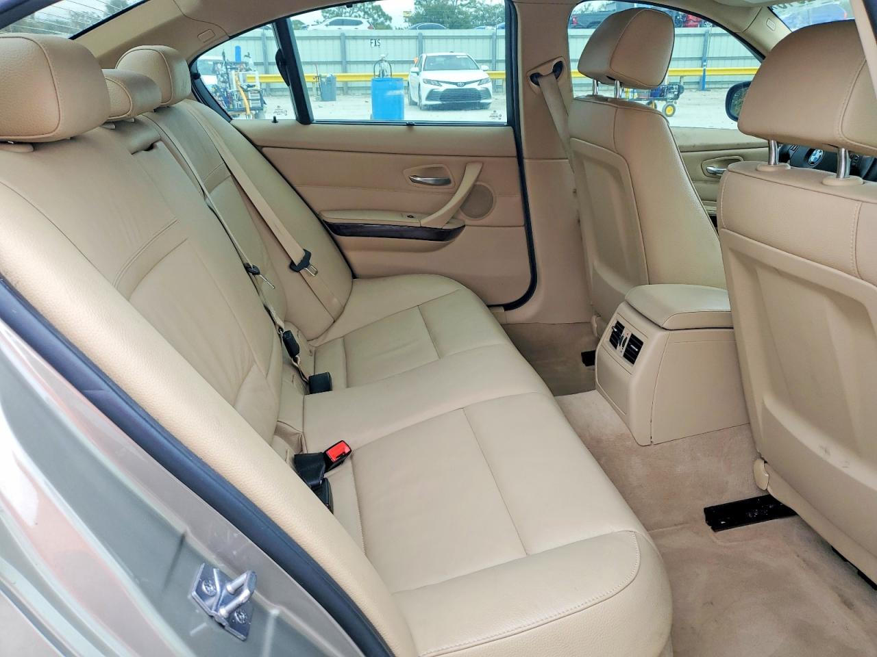 2011 BMW 335 I photo 10
