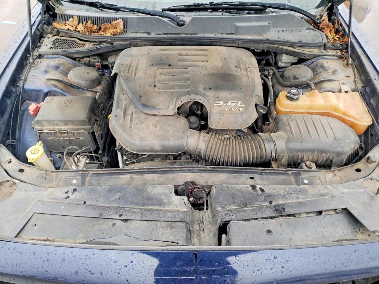 2013 DODGE CHALLENGER SXT photo 11