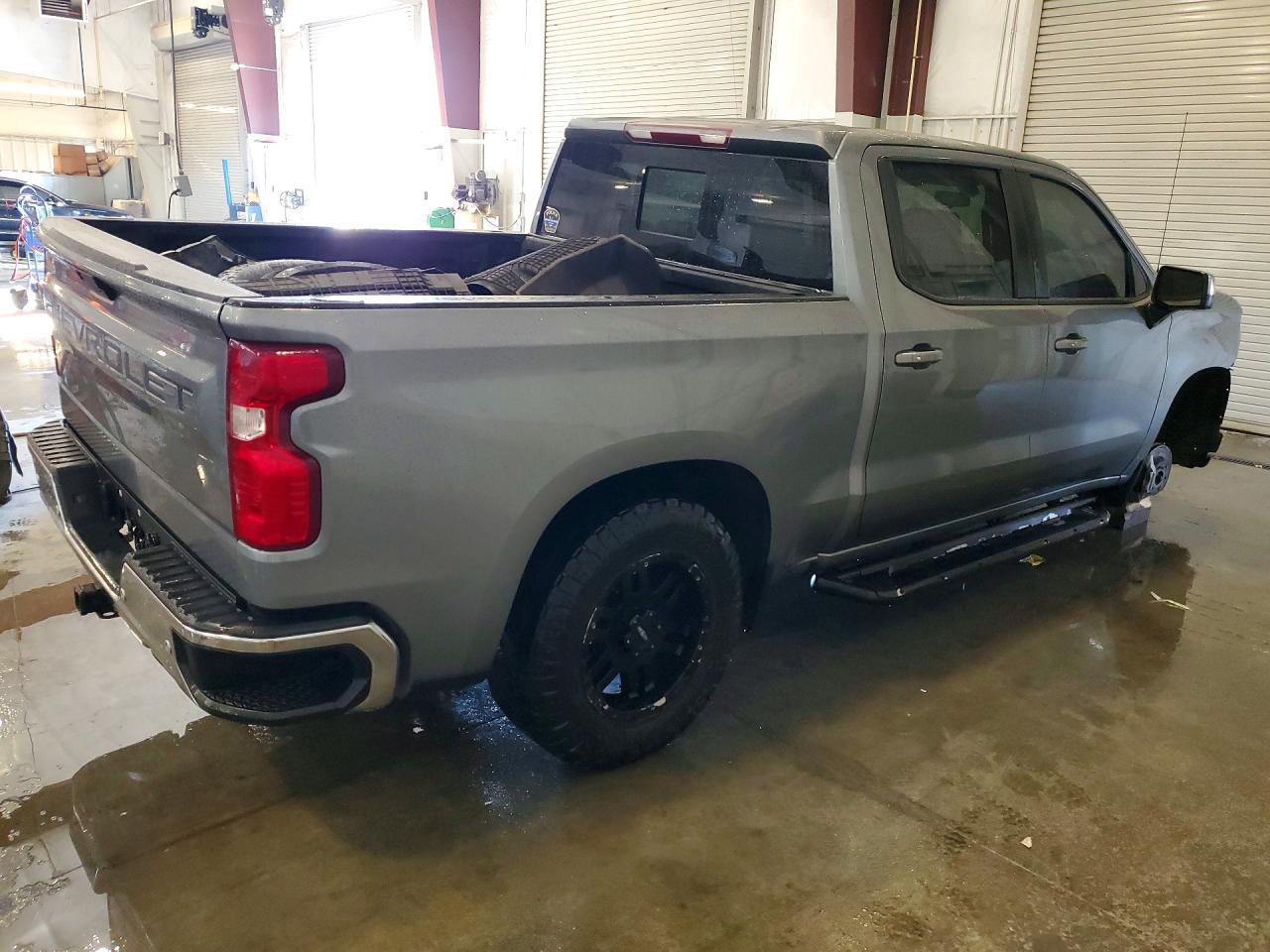 2019 CHEVROLET SILVERADO K1500 LT photo 5