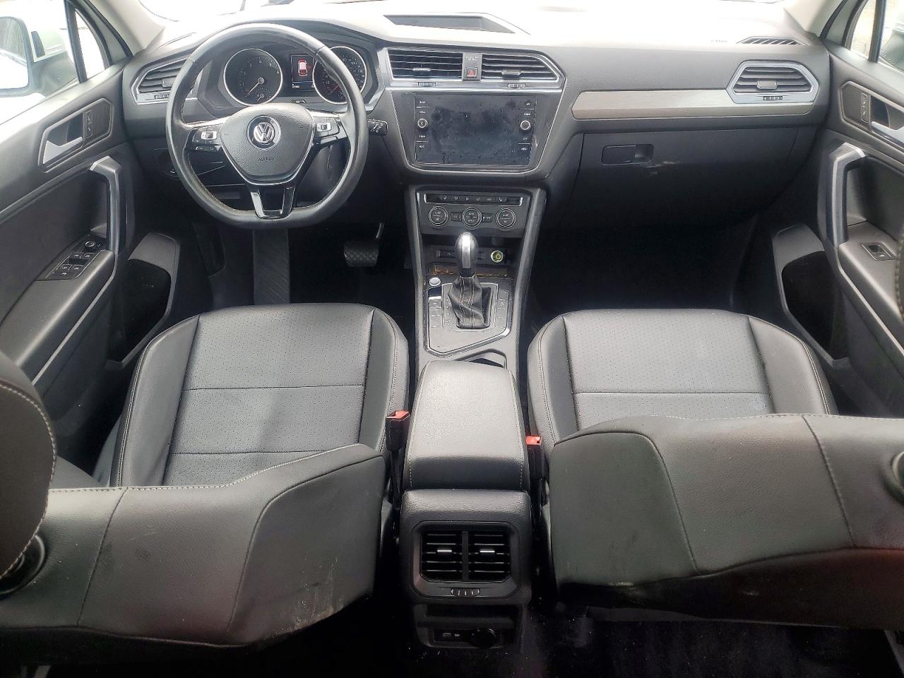 2021 VOLKSWAGEN TIGUAN SE photo 8