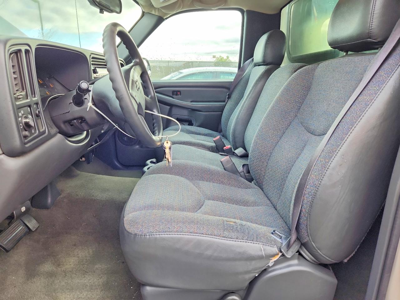 2006 CHEVROLET SILVERADO C1500 photo 7