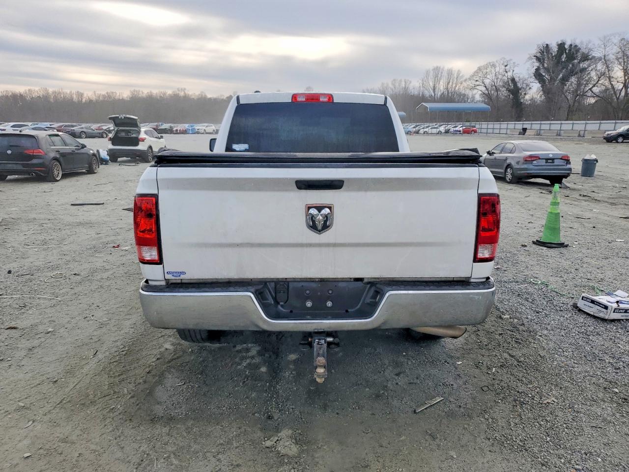 2019 RAM 1500 CLASSIC TRADESMAN photo 6