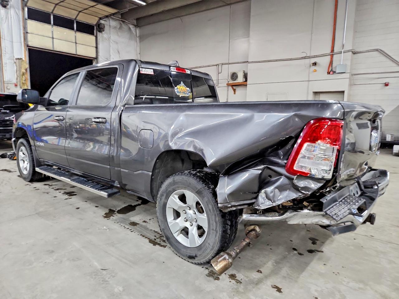 2019 RAM 1500 BIG HORN photo 3