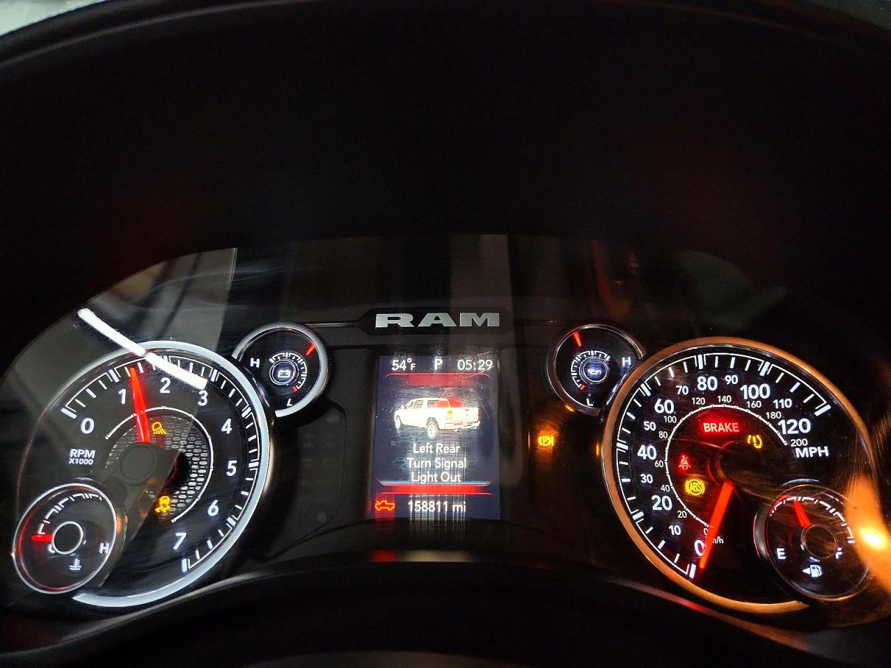 2019 RAM 1500 BIG HORN photo 17