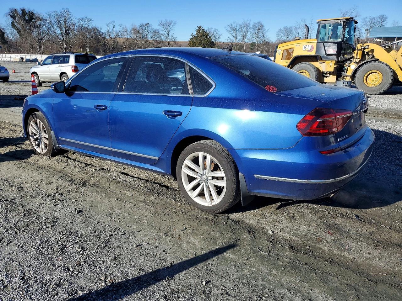 2017 VOLKSWAGEN PASSAT SE photo 2