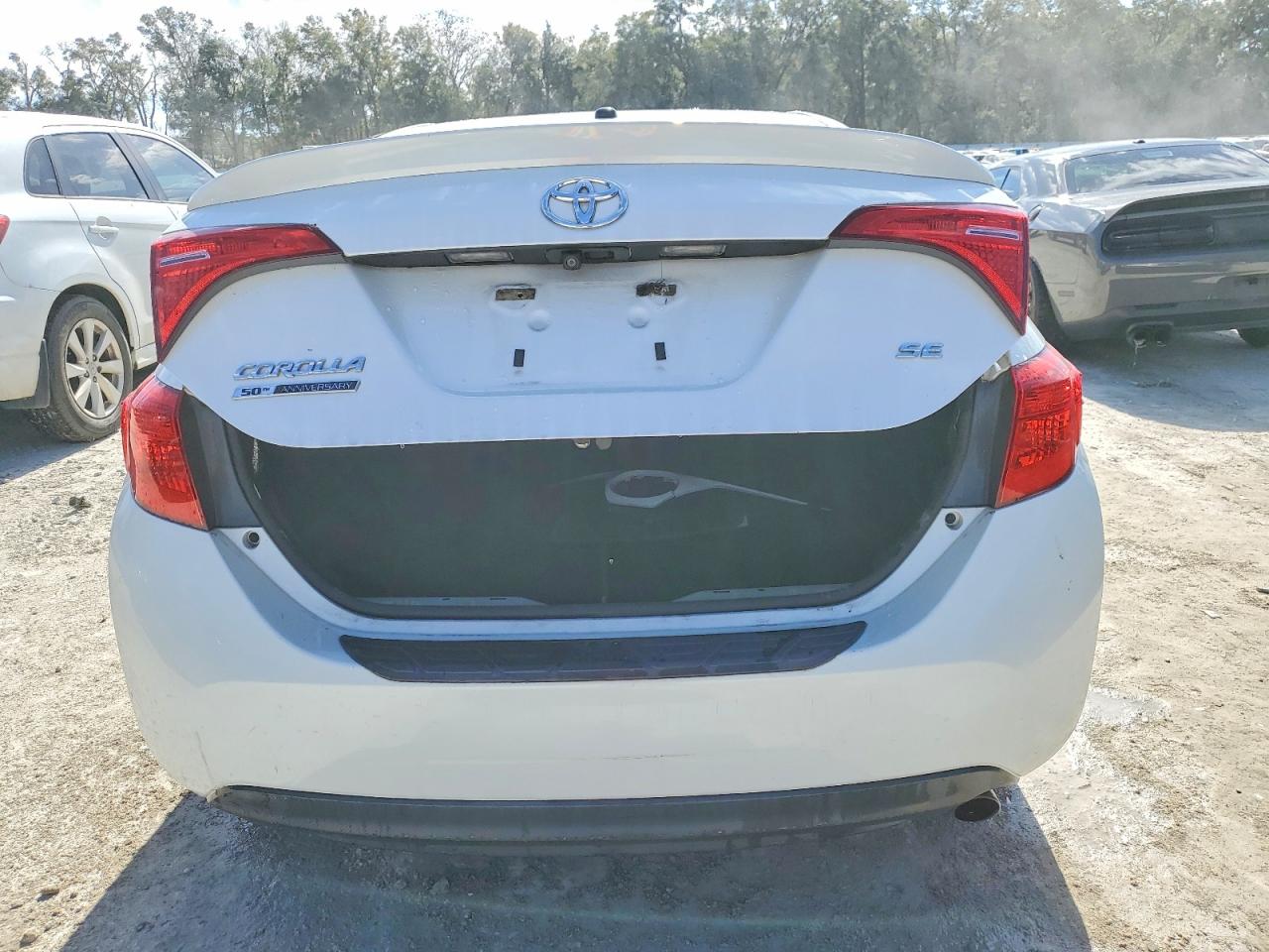 2017 TOYOTA COROLLA L photo 6