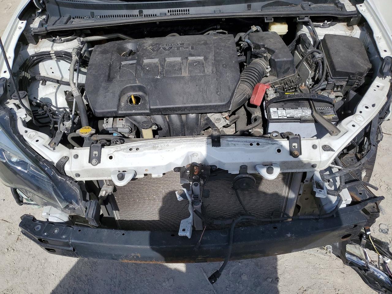 2017 TOYOTA COROLLA L photo 11
