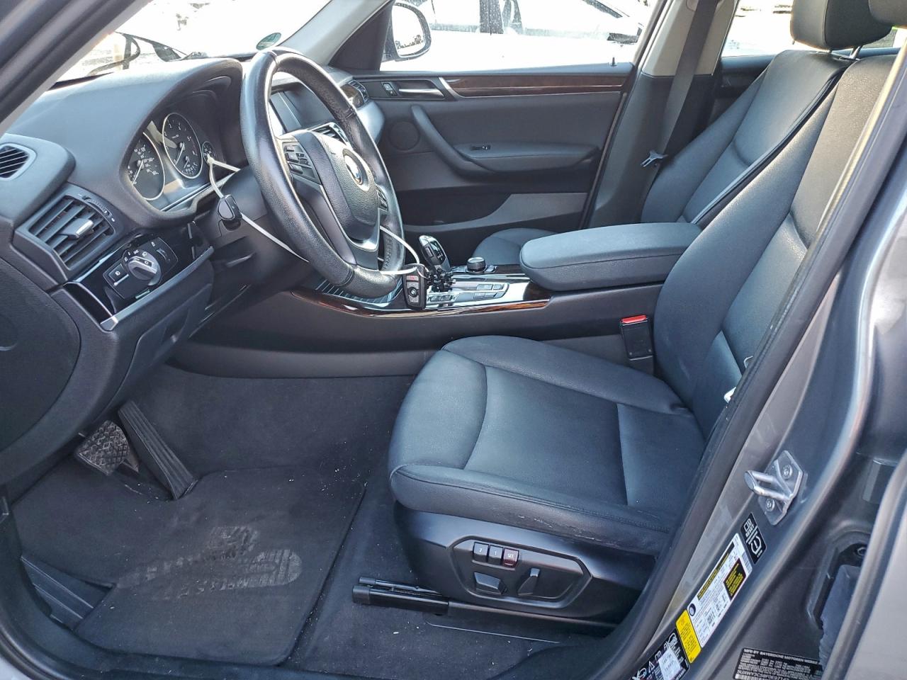 2015 BMW X3 XDRIVE28D photo 7