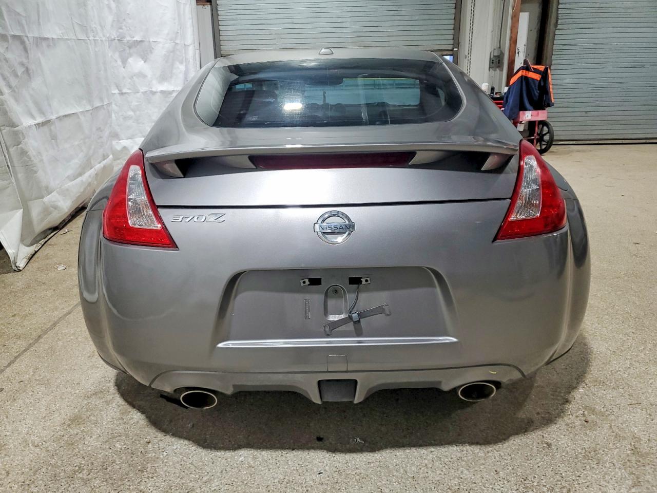 2010 NISSAN 370Z BASE photo 6