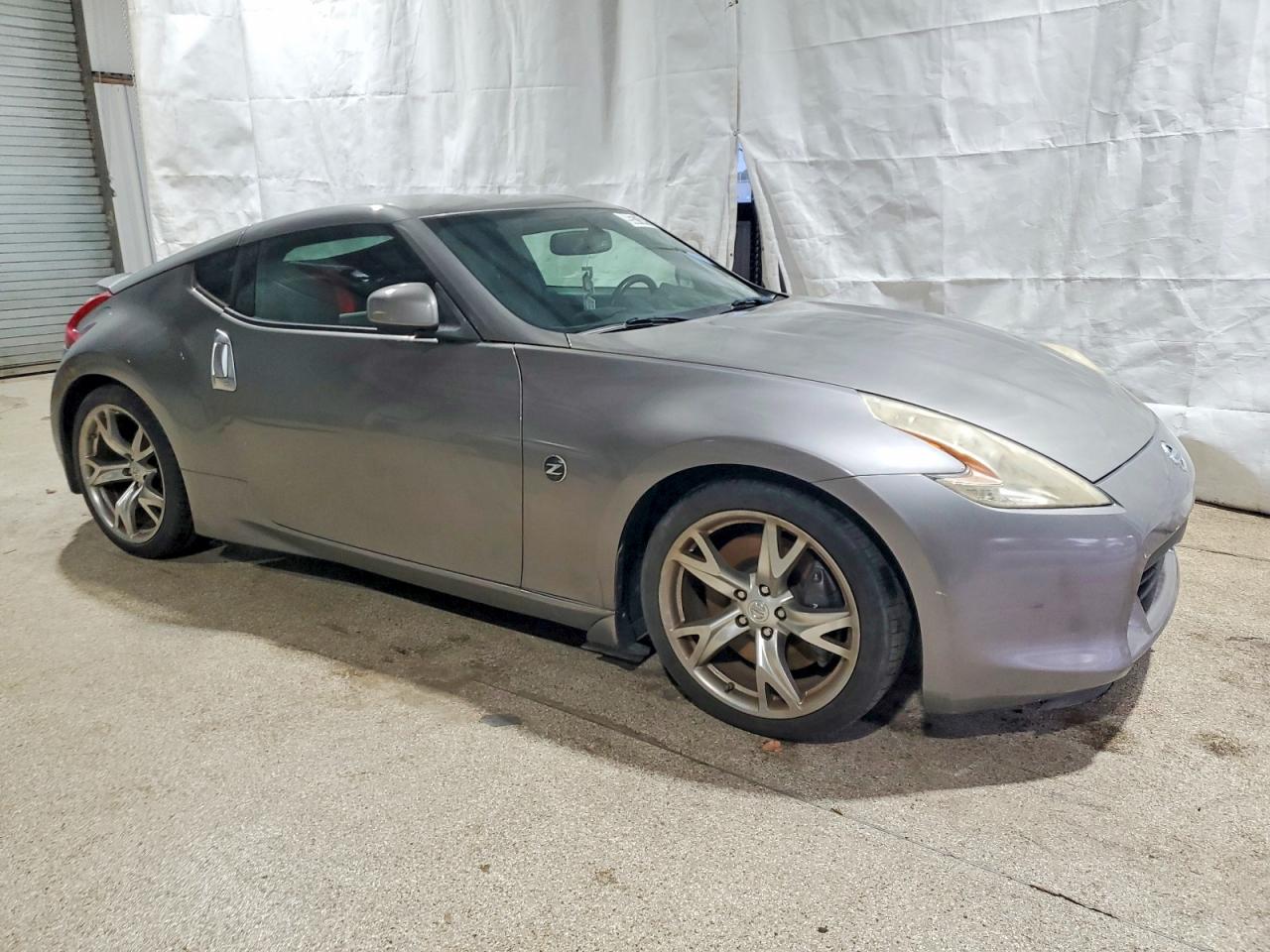 2010 NISSAN 370Z BASE photo 4