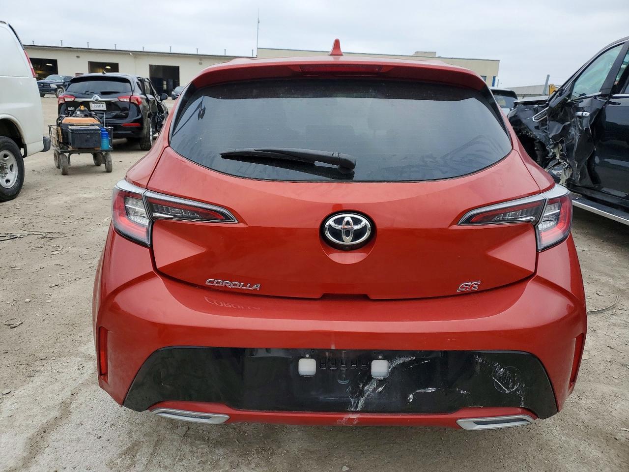 2020 TOYOTA COROLLA SE photo 6