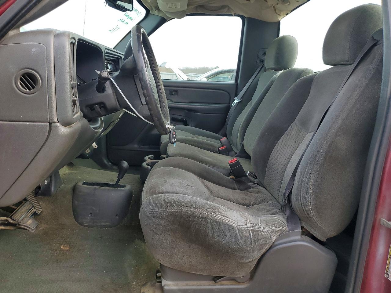 2004 CHEVROLET SILVERADO K1500 photo 7