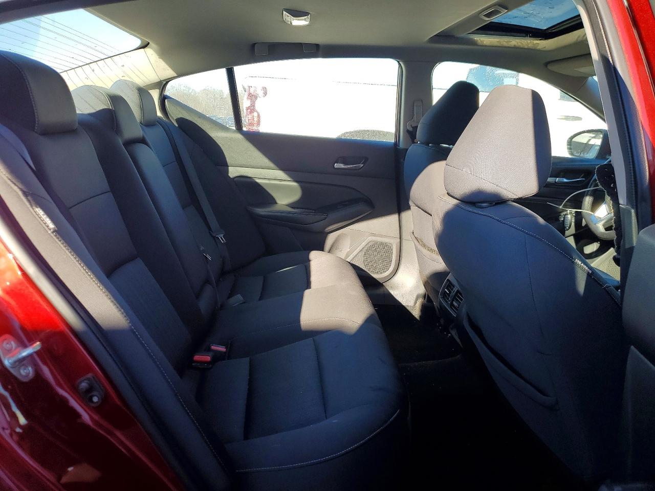 2019 NISSAN ALTIMA SV photo 10
