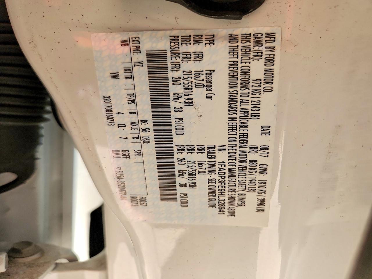 2017 FORD FOCUS SE photo 12