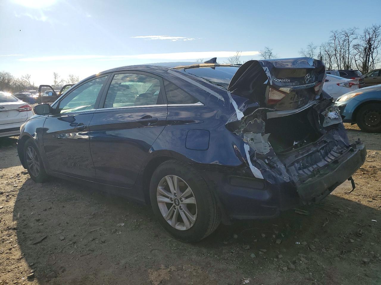2013 HYUNDAI SONATA GLS photo 2