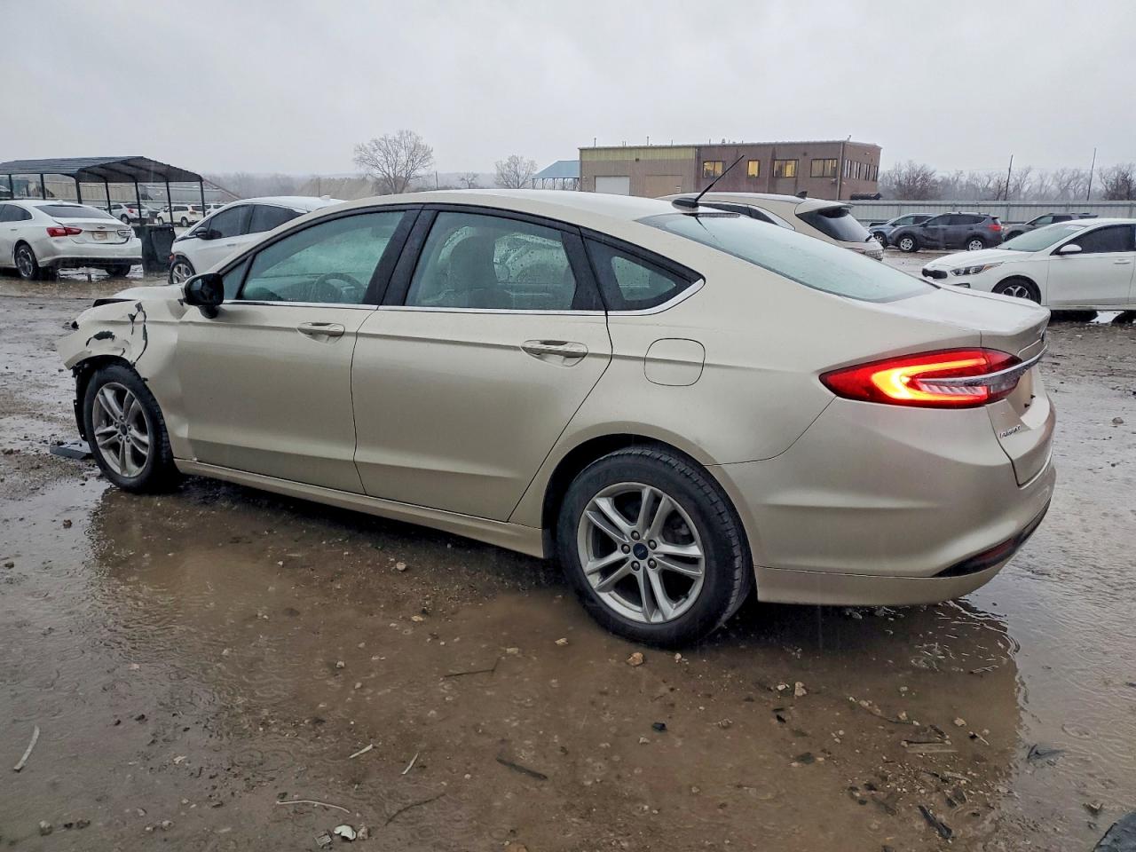 2018 FORD FUSION SE photo 2