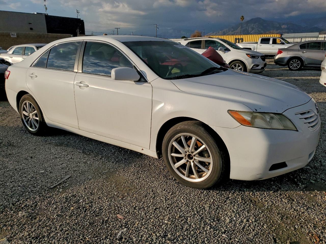 2009 TOYOTA CAMRY BASE photo 4