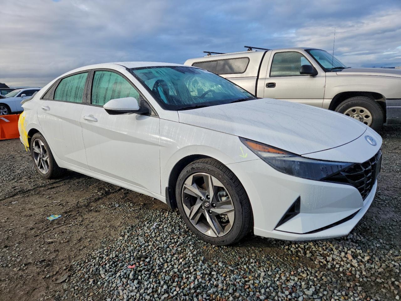 2023 HYUNDAI ELANTRA SEL photo 4