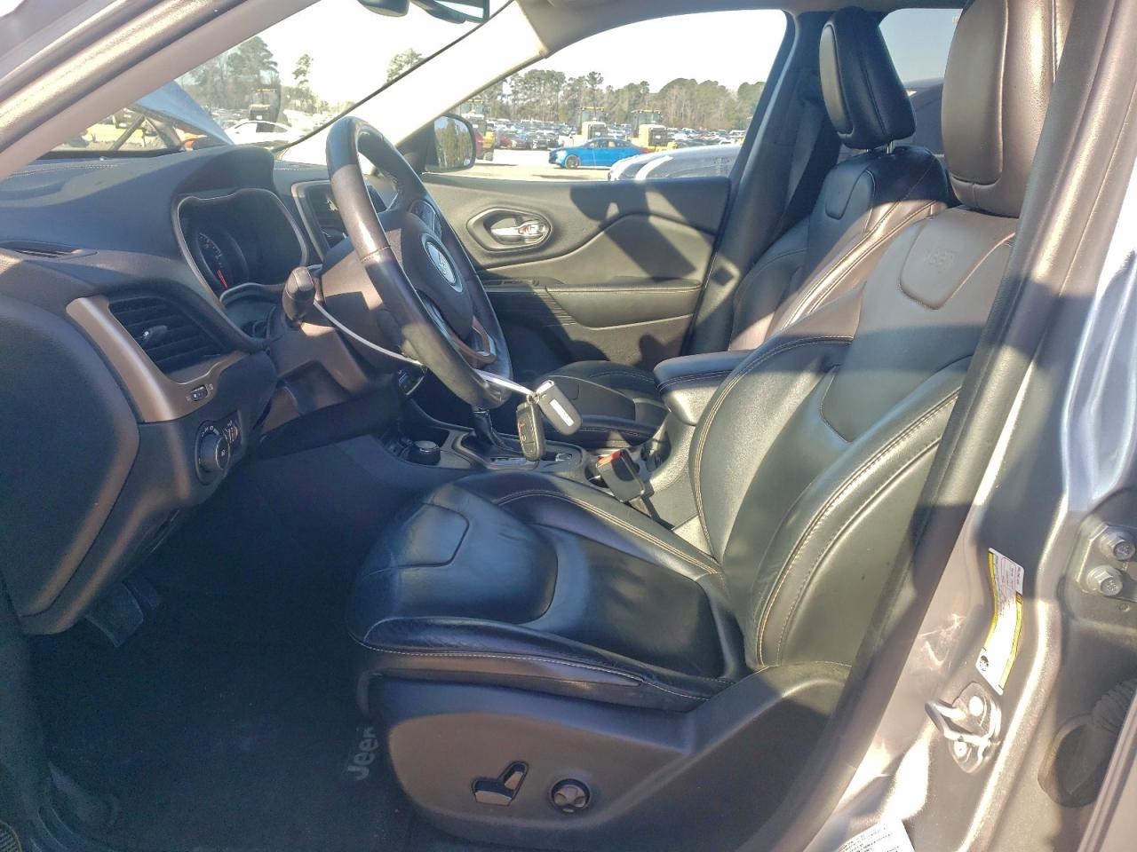 2016 JEEP CHEROKEE LIMITED photo 7