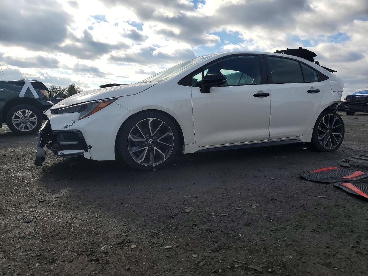 2021 TOYOTA COROLLA