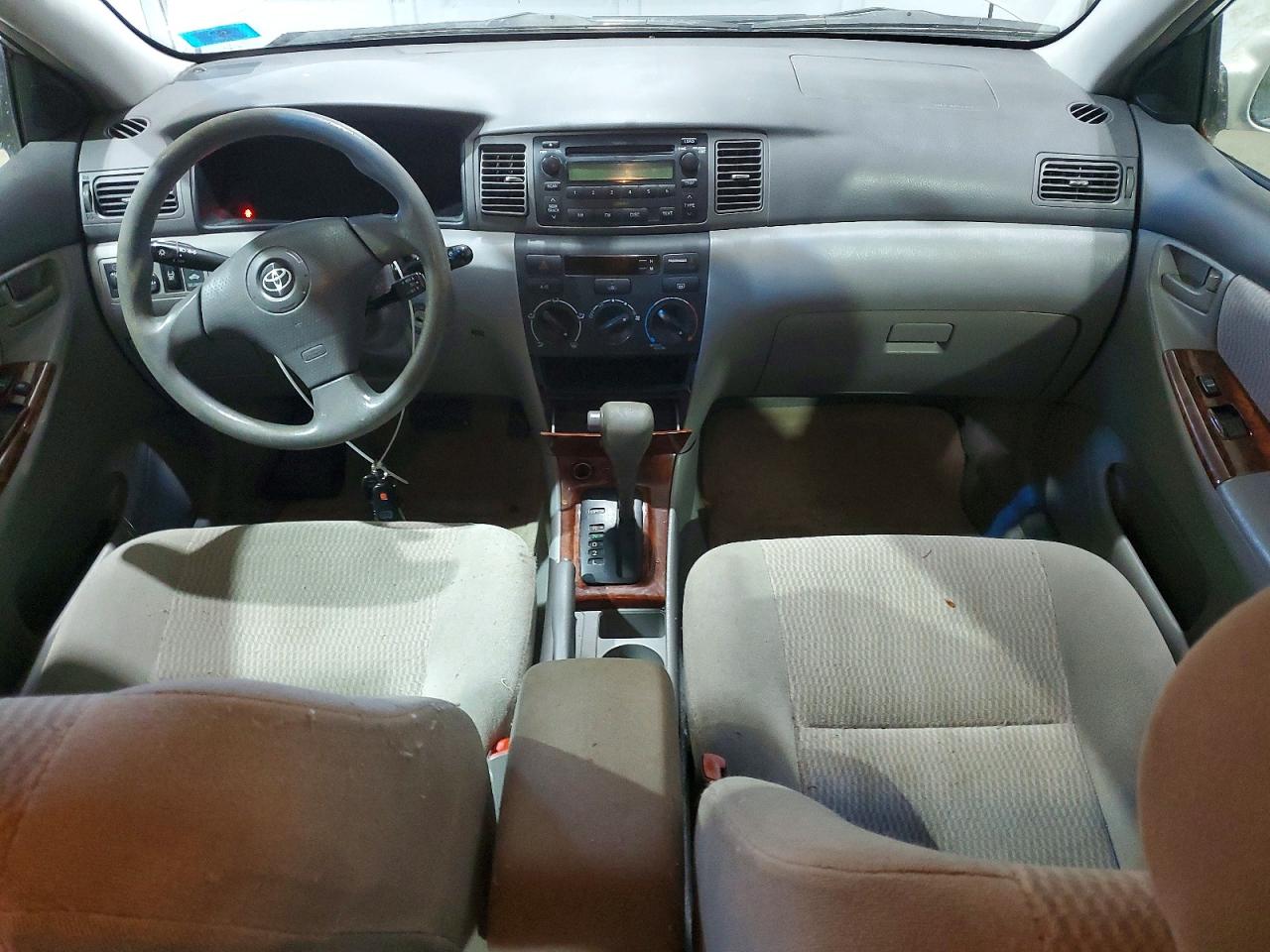 2006 TOYOTA COROLLA CE photo 8