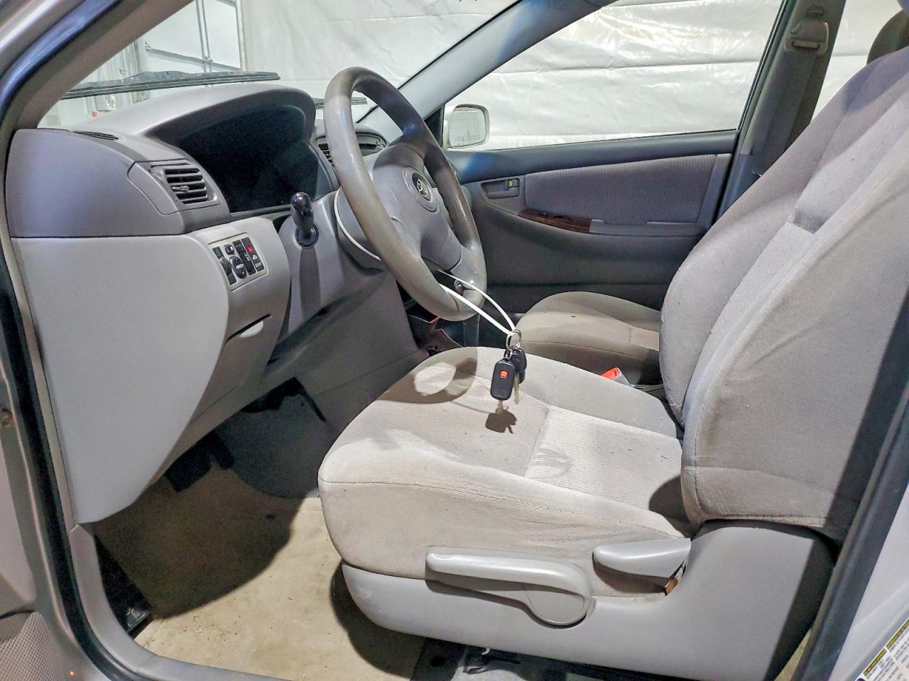 2006 TOYOTA COROLLA CE photo 7