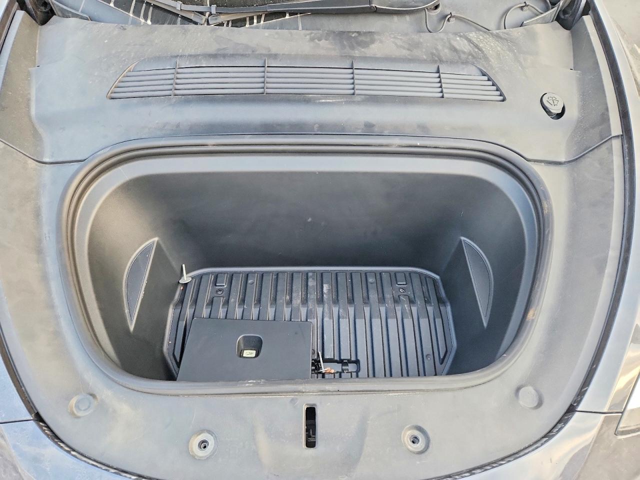 2021 TESLA MODEL Y photo 11