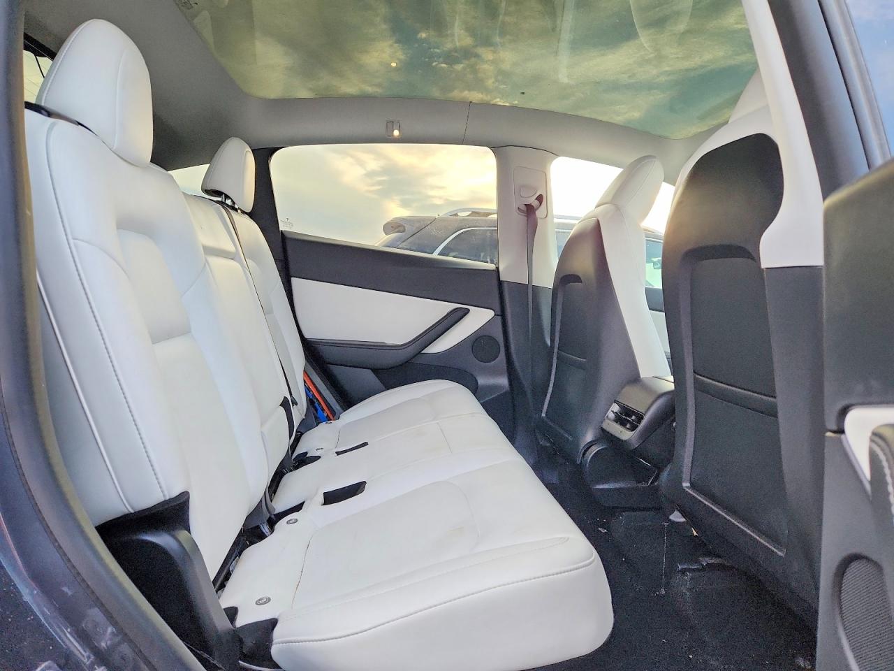 2021 TESLA MODEL Y photo 10