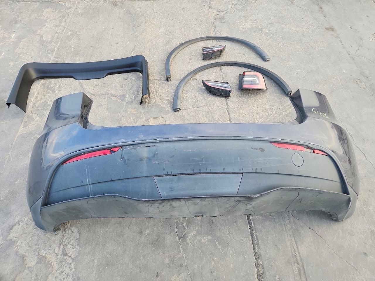 2021 TESLA MODEL Y photo 12