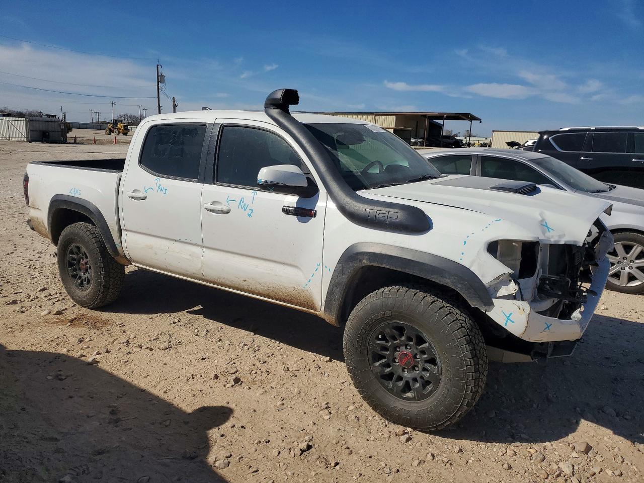 2019 TOYOTA TACOMA TRD PRO photo 4