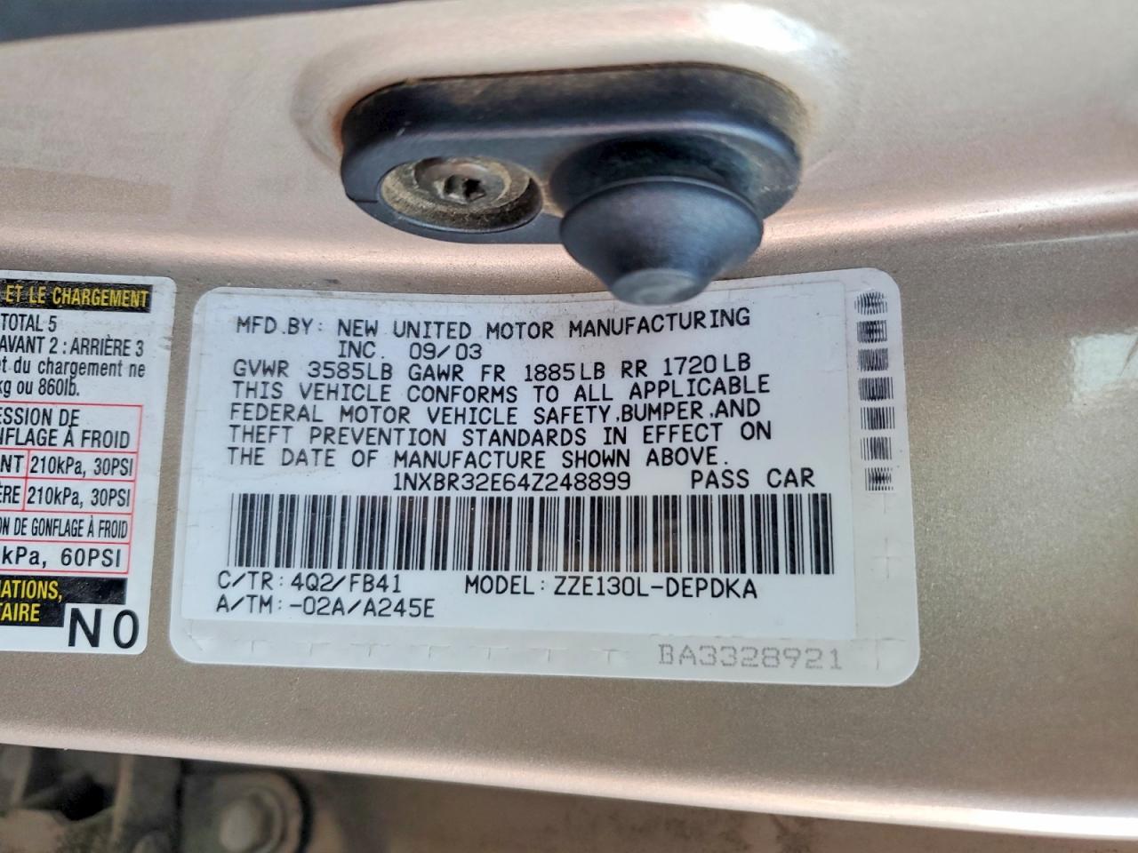 2004 TOYOTA COROLLA CE photo 12