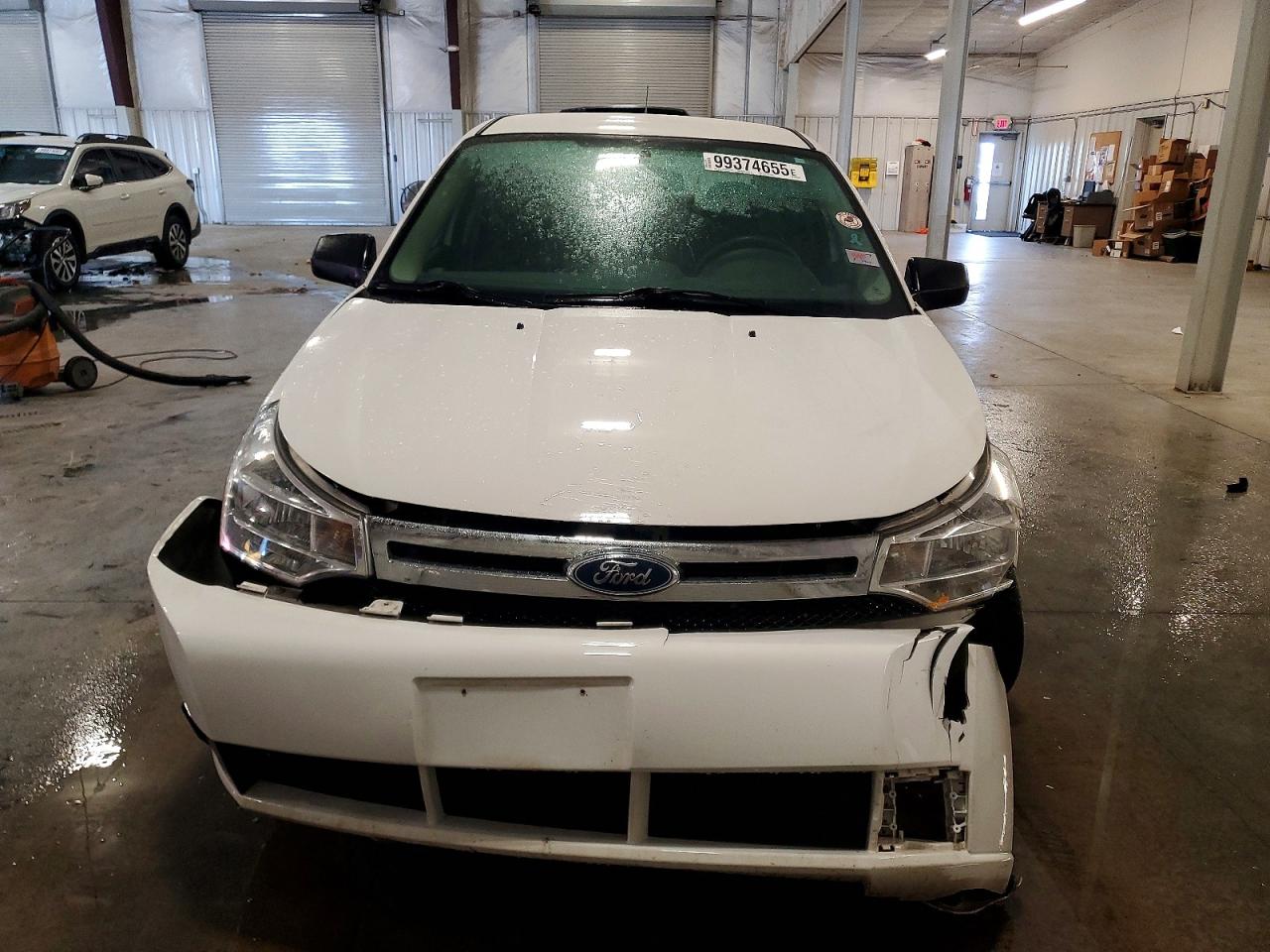 2008 FORD FOCUS SE photo 5