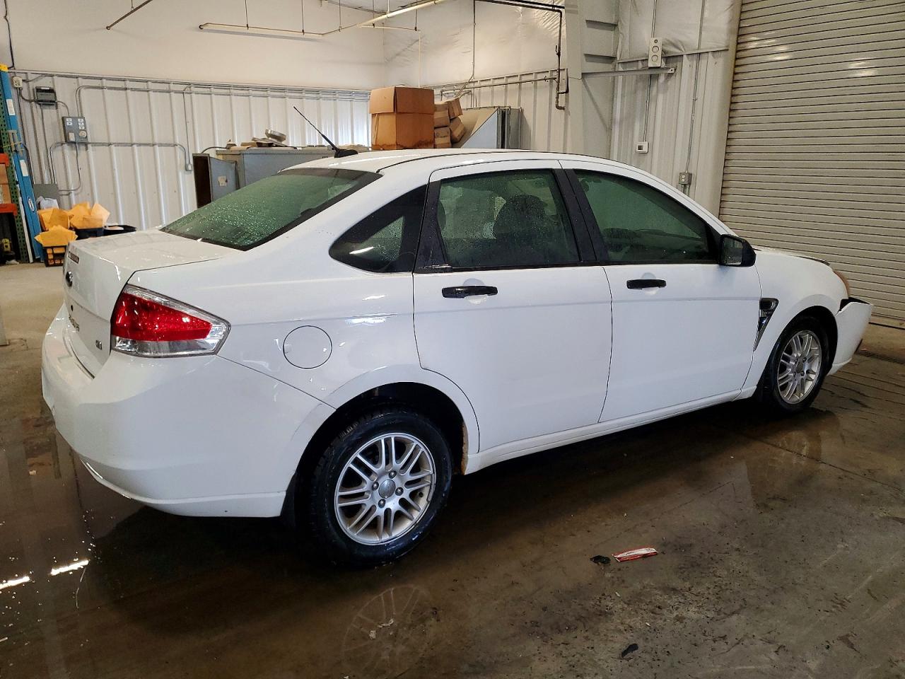 2008 FORD FOCUS SE photo 3