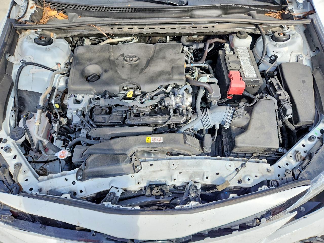 2024 TOYOTA CAMRY LE photo 11