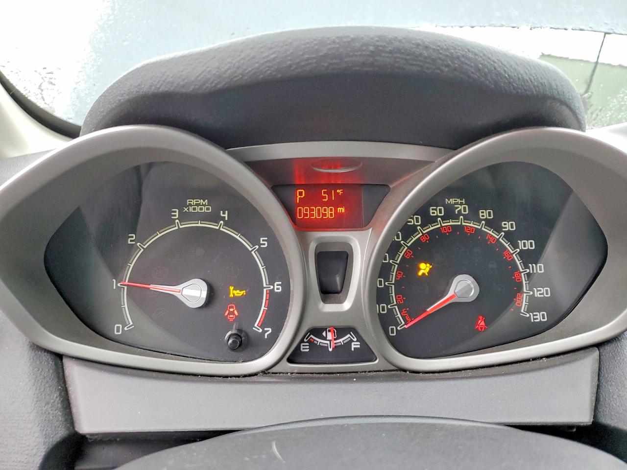 2011 FORD FIESTA SES photo 9