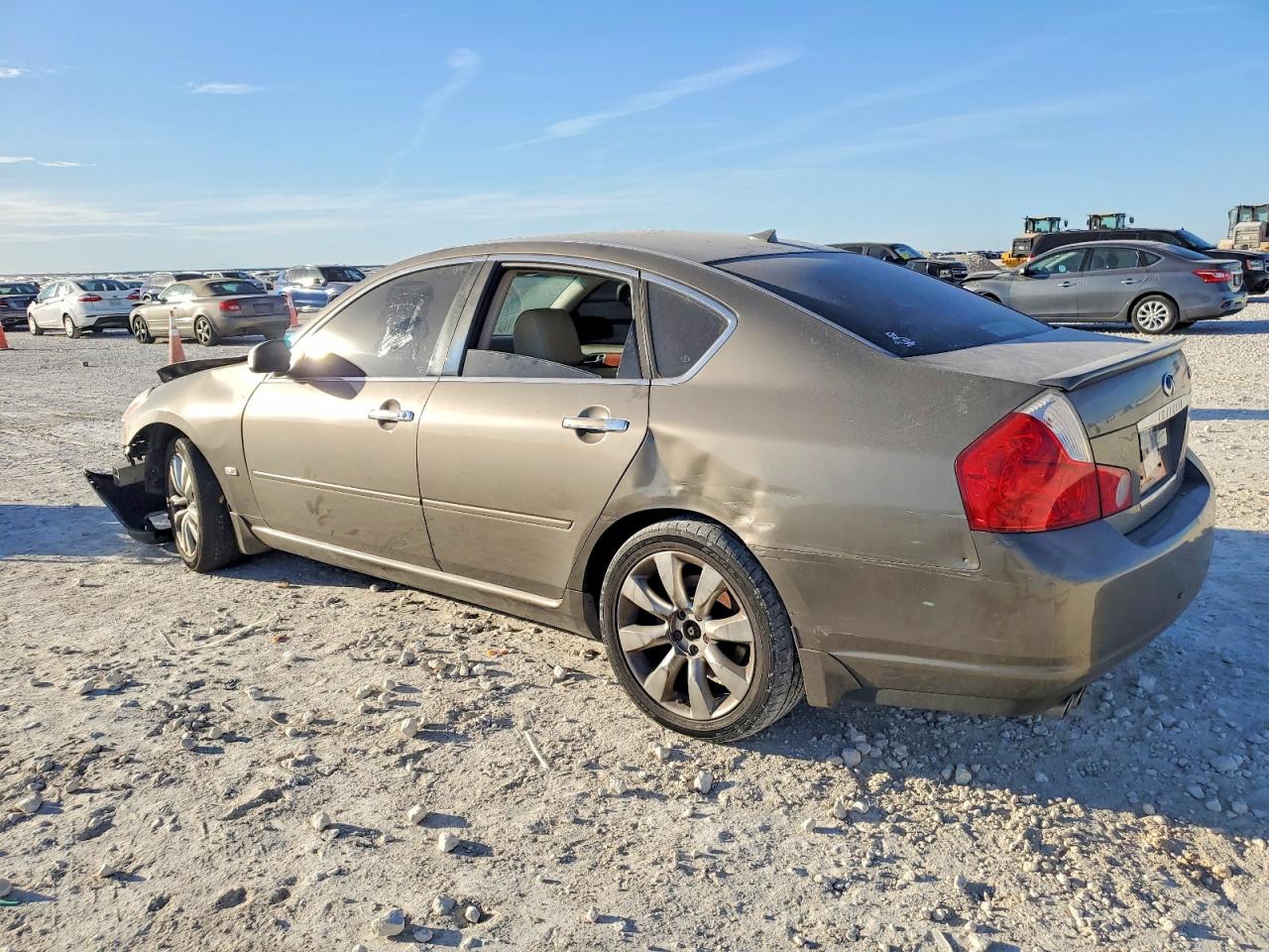 2006 INFINITI M35 photo 2