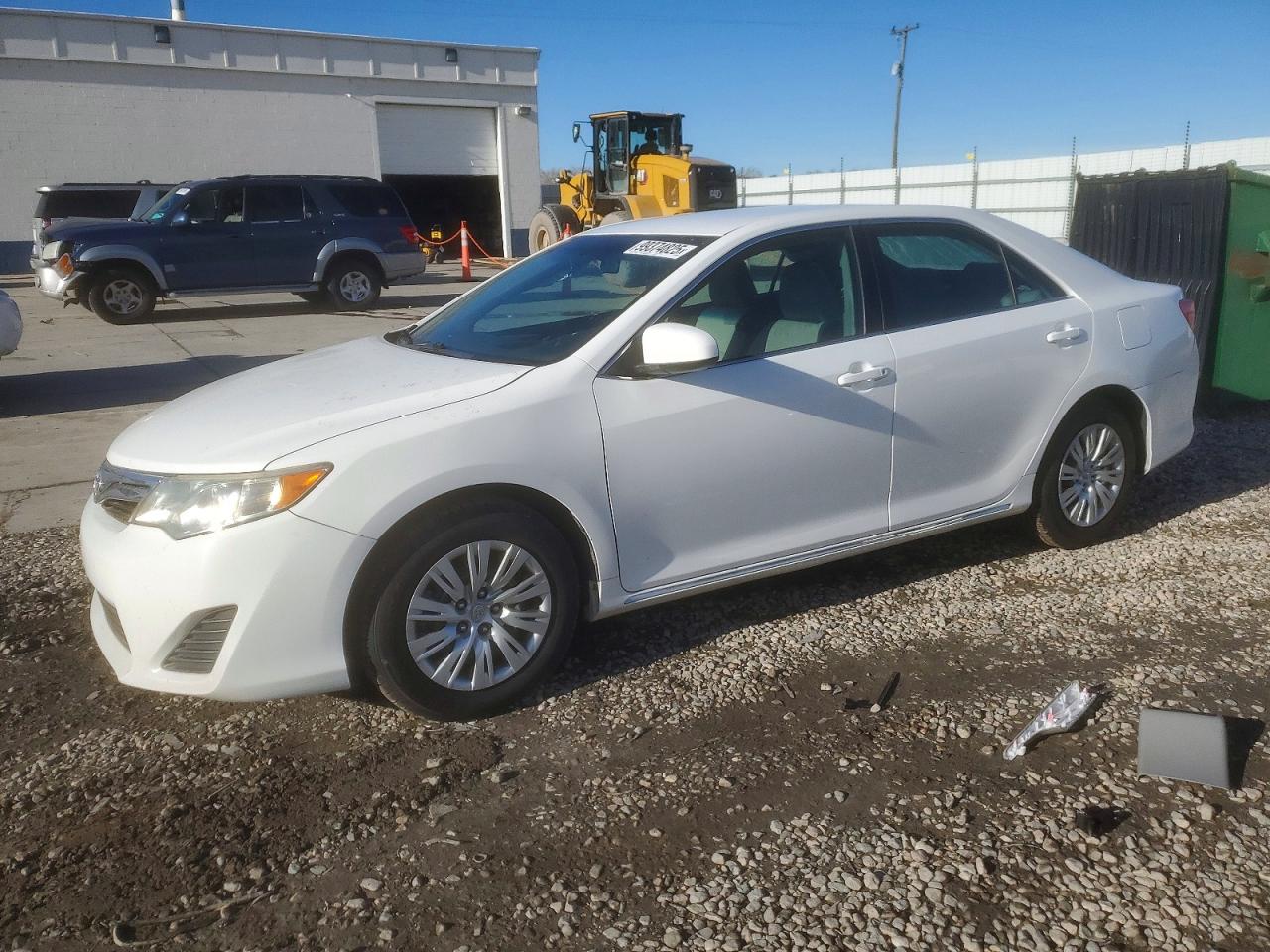 2014 TOYOTA CAMRY