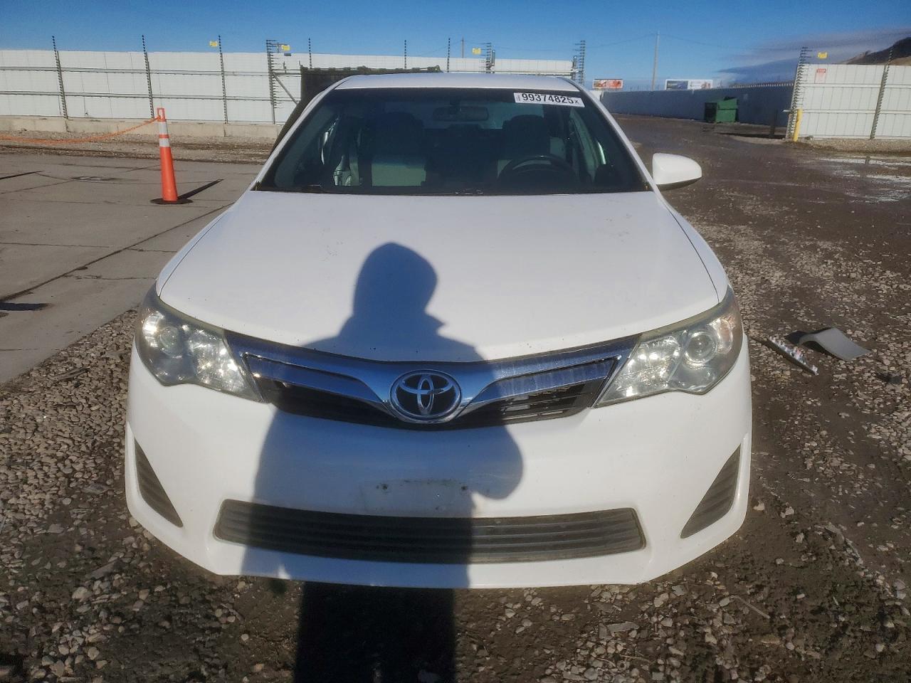 2014 TOYOTA CAMRY L photo 5