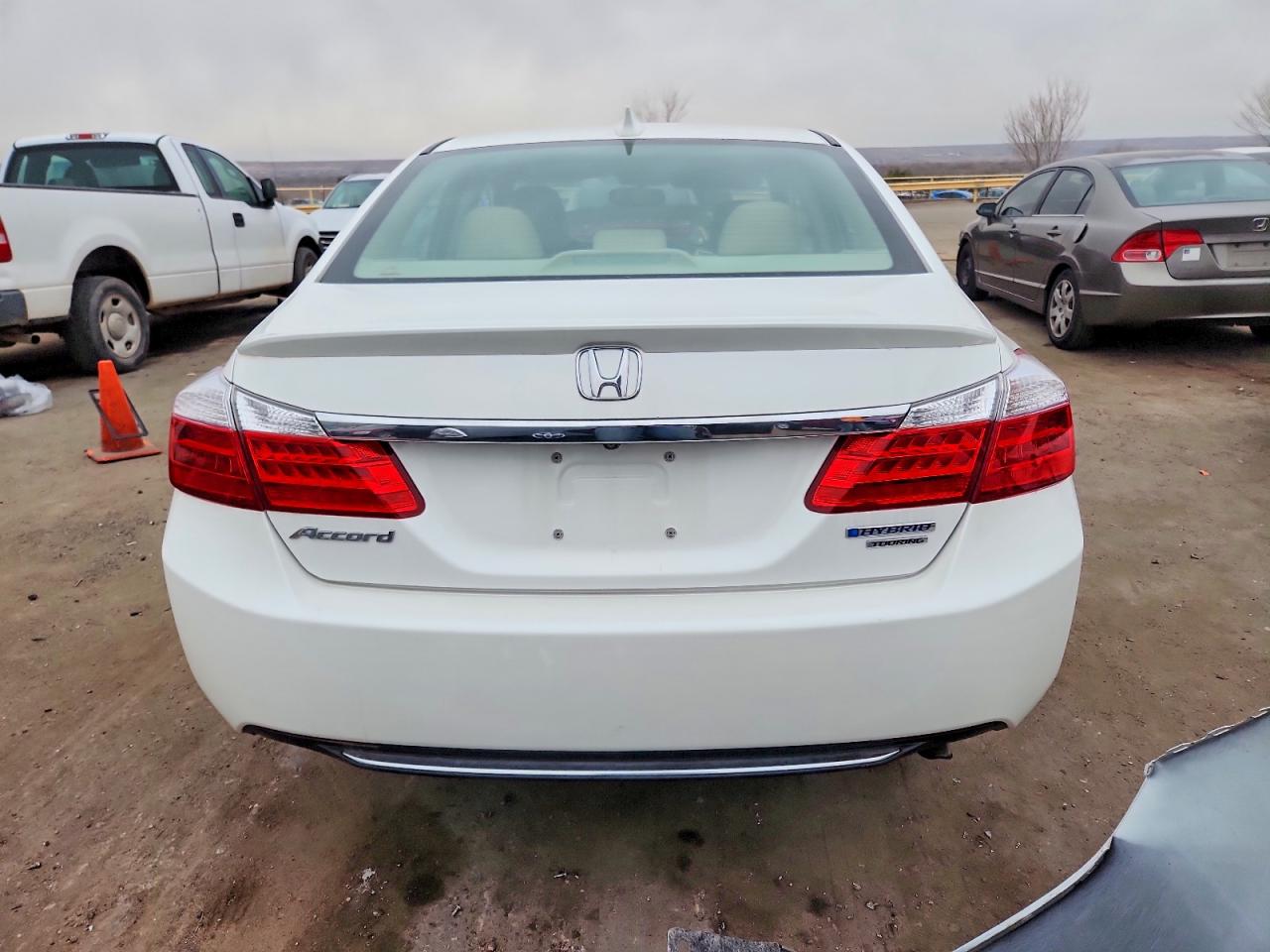 2015 HONDA ACCORD TOURING HYBRID photo 6