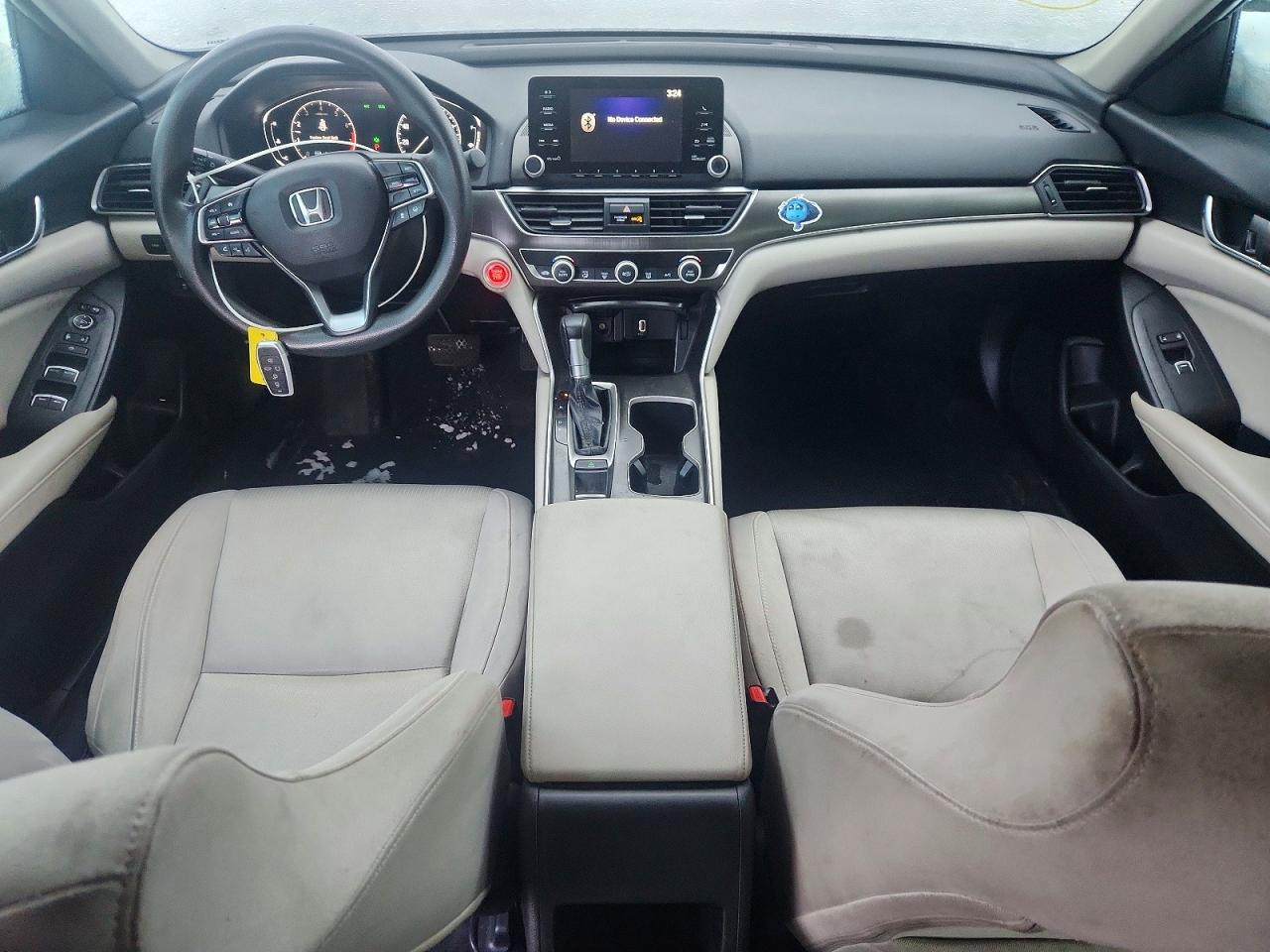 2018 HONDA ACCORD LX photo 8