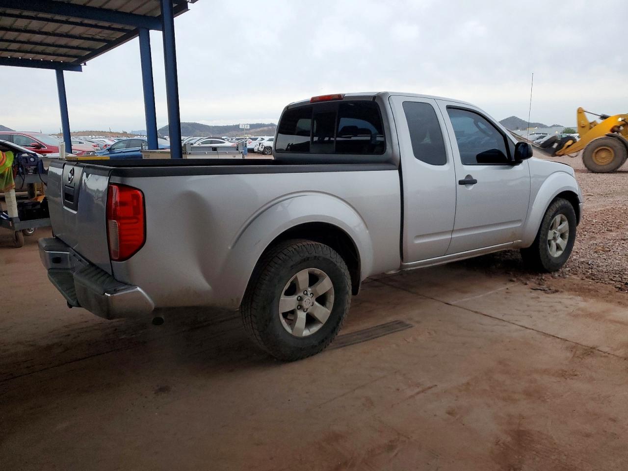 2011 NISSAN FRONTIER S photo 3