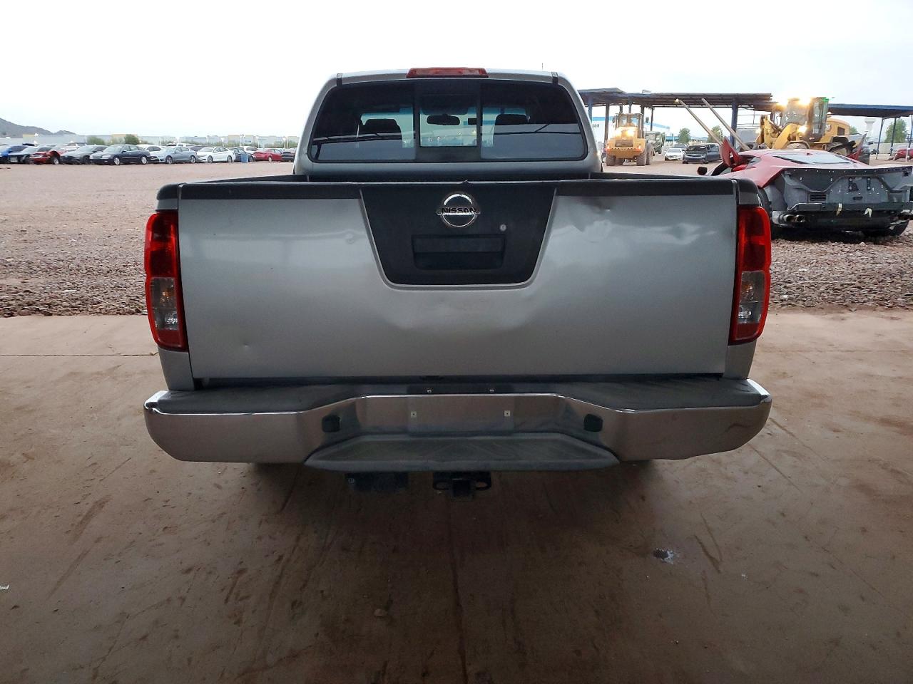 2011 NISSAN FRONTIER S photo 6
